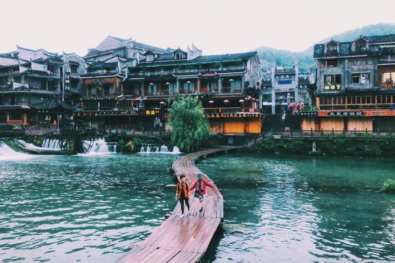 Du lịch Trung Quốc – Trương Gia Giới – Phượng Hoàng Cổ Trấn – Viên Gia Giới – Hồ Bảo Phong mùa Hè từ Hà Nội 2023