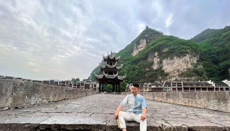 DU LỊCH TRUNG QUỐC 4N3Đ – QUÝ DƯƠNG – THANH NHAM CỔ TRẤN – TRẤN VIỄN CỔ THÀNH – TÂY GIANG THIÊN HỘ MIÊU TRẠI
