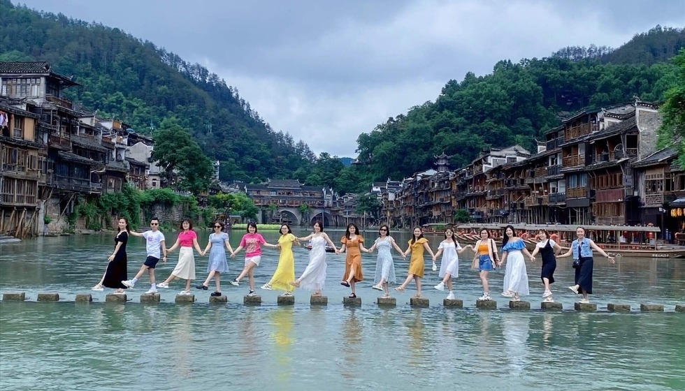 DU LỊCH TRUNG QUỐC 5N4Đ – HÀ NỘI – MAO ĐÀI – XÍCH THỦY – TRÙNG KHÁNH – QUÝ DƯƠNG –  HÀ NỘI