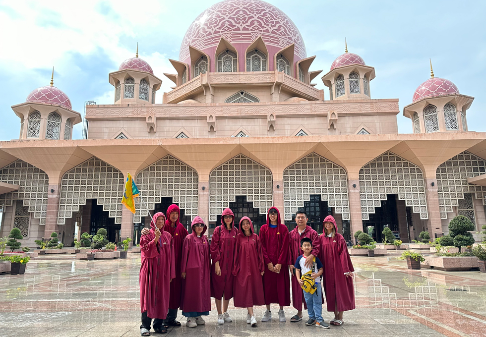 Du lịch 03 Quốc Gia MALAYSIA – INDONESIA – SINGAPORE 5 Ngày 4 Đêm